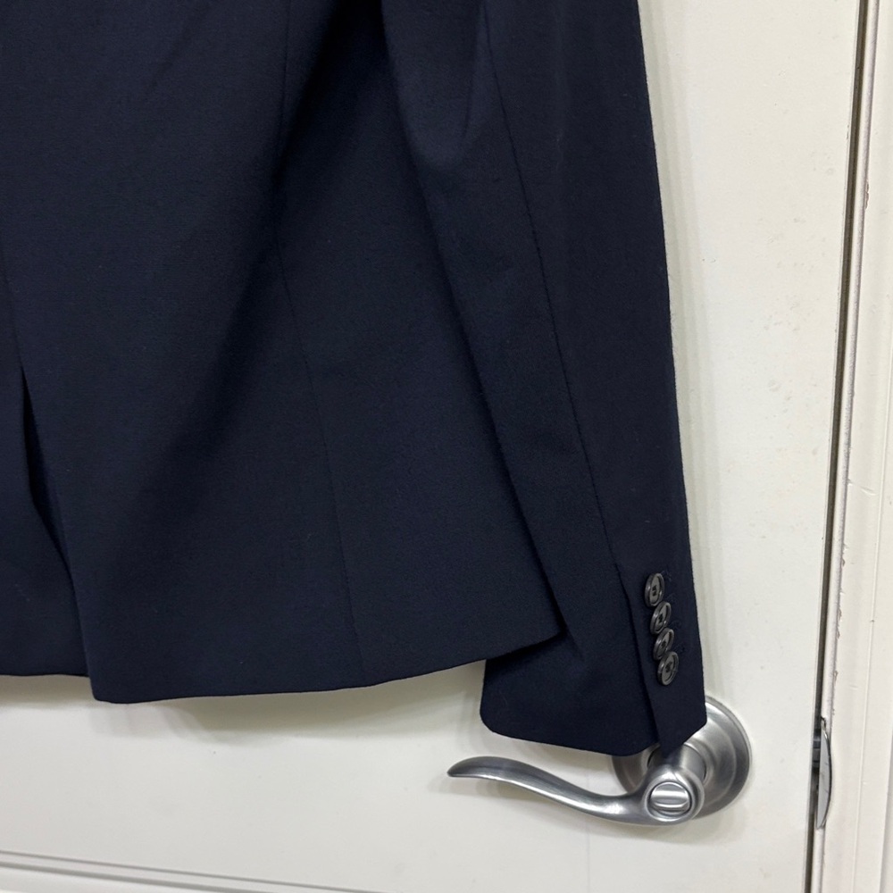 Ann Taylor Navy Blazer - Picture 9 of 9